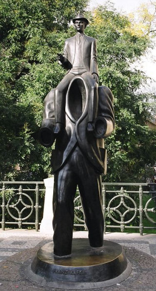Monumento a Franz Kafka a Praga