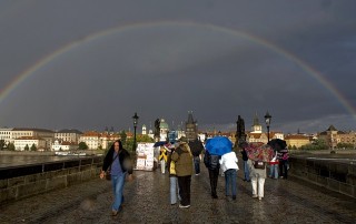 Arcobaleno su Ponte Carlo: magica Praga!